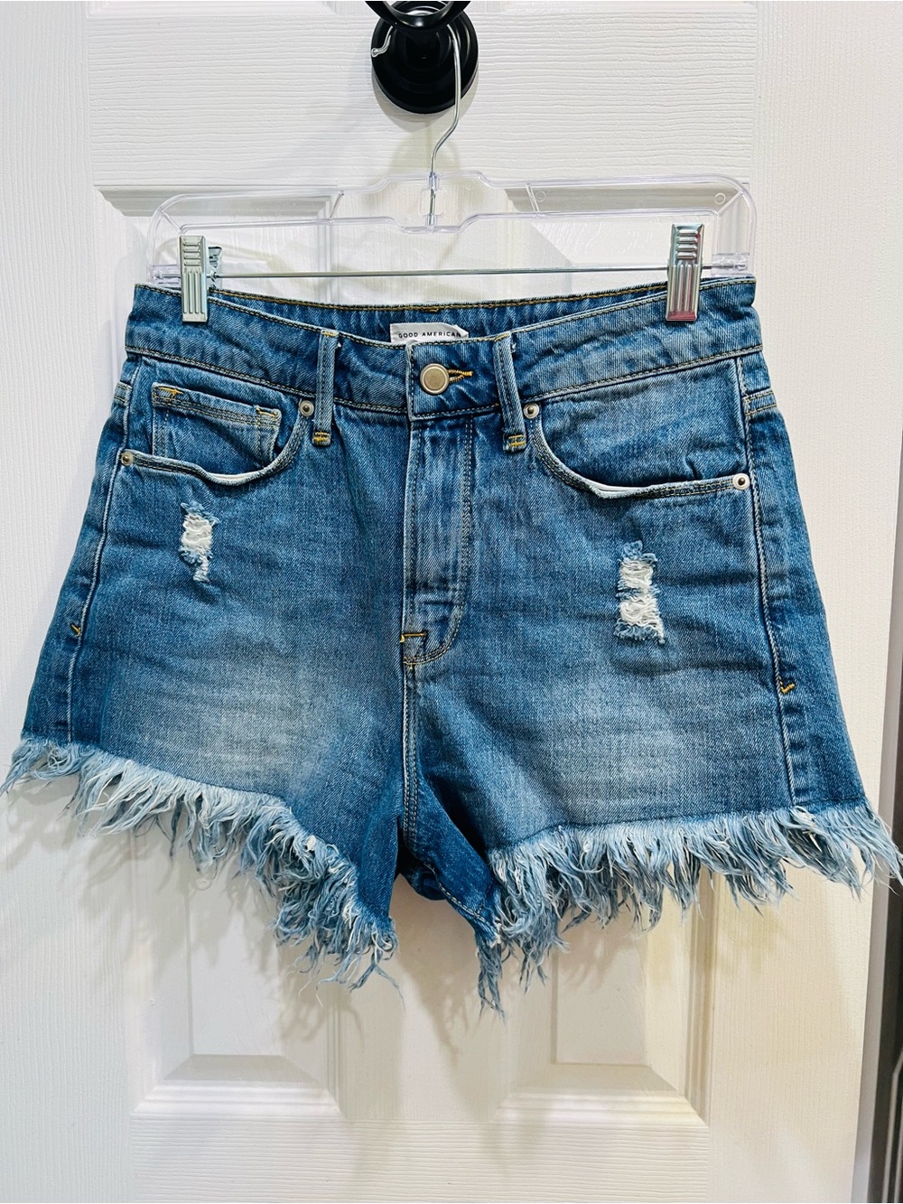 Good American Blue Distressed Frayed Hem Denim Shorts‎